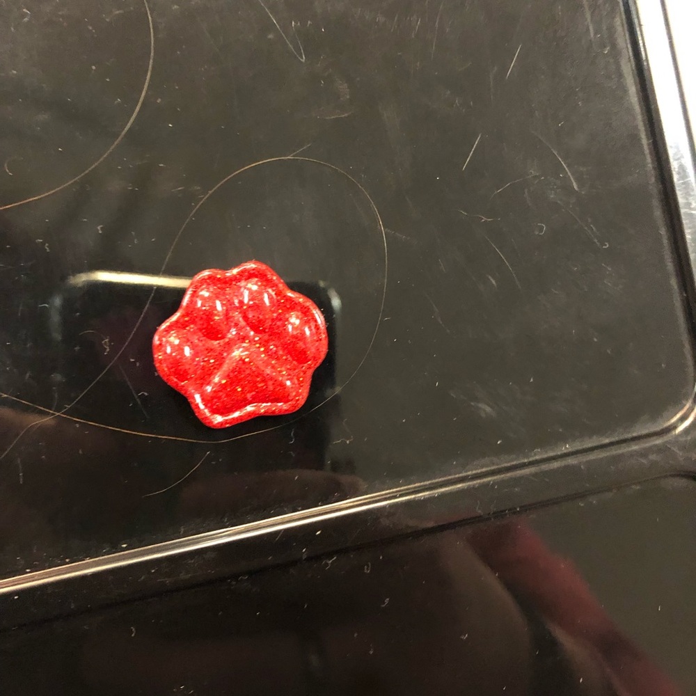 I’m selling a resin paw print really cute if I’m being honest with you.